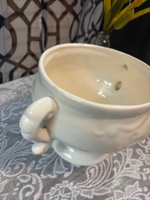 Cream Ceramic Soup Tureen with Lid and Ladle